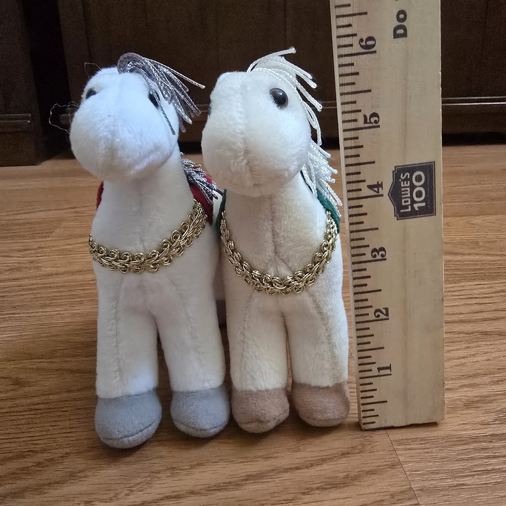 VTG Carousel Trio Commonwealth Horse Plush Toy 2pc‎ Set Red & Green ONLY - Picture 8 of 9